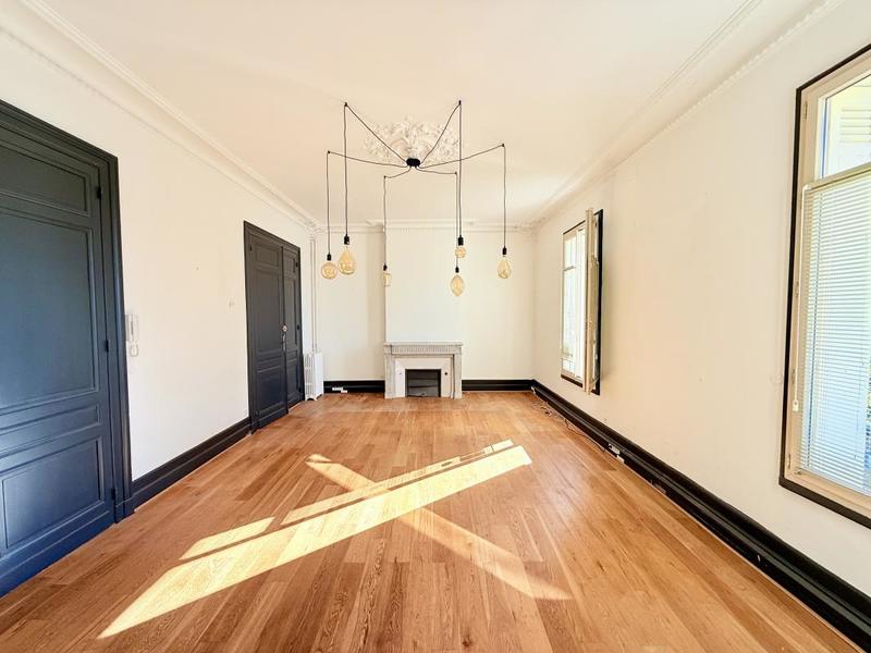 Bureau - 500 m² - 16 pièces