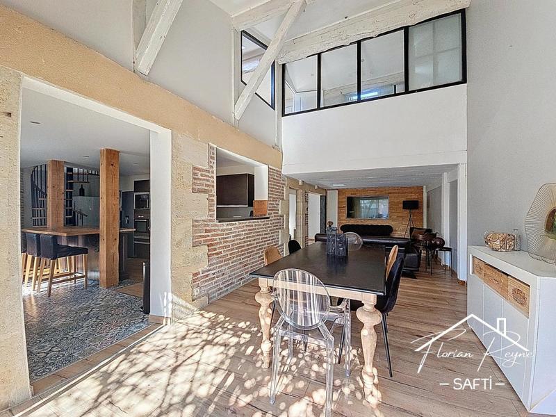 Maison - 122 m² - 5 pièces