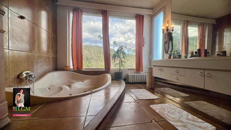 Maison - 141 m² - 6 pièces