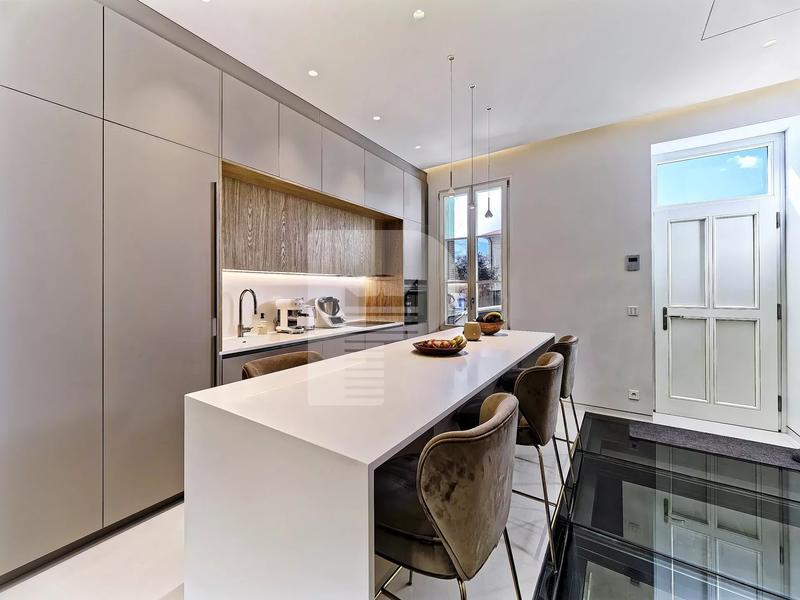 Maison de ville - 105 m² - 4 pièces