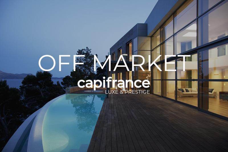 Maison d'architecte - 335 m² - 8 pièces