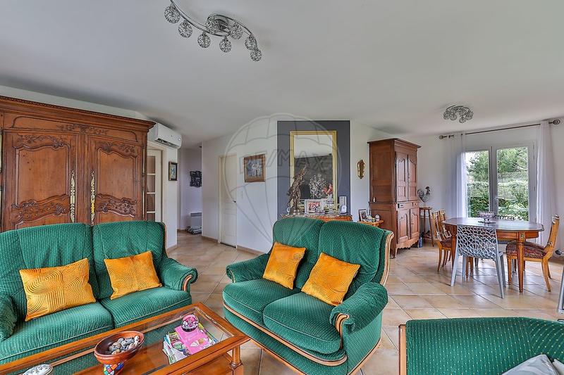 Pavillon - 121 m² - 6 pièces