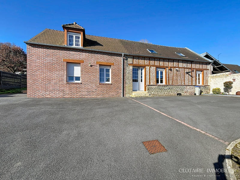 Maison ancienne - 137 m² - 6 pièces