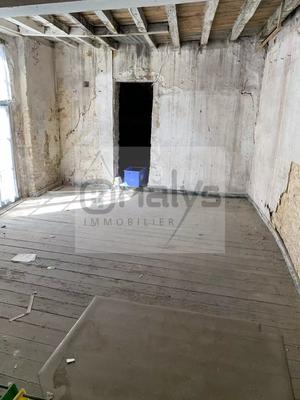 Immeuble mixte - 190 m² - 5 pièces