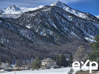 Maison - 839 m² - 14 pièces