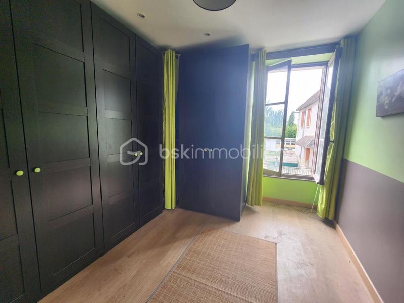 Maison - 163 m² - 9 pièces