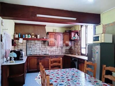 Maison - 143 m² - 5 pièces