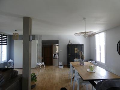 Maison - 123 m² - 5 pièces