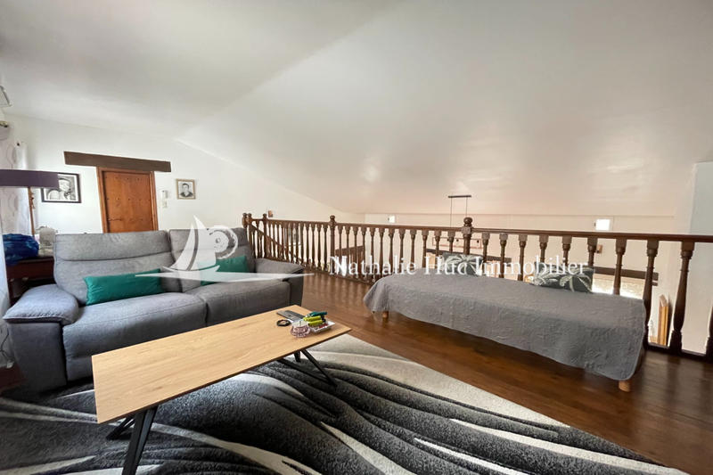 Maison - 258 m² - 7 pièces