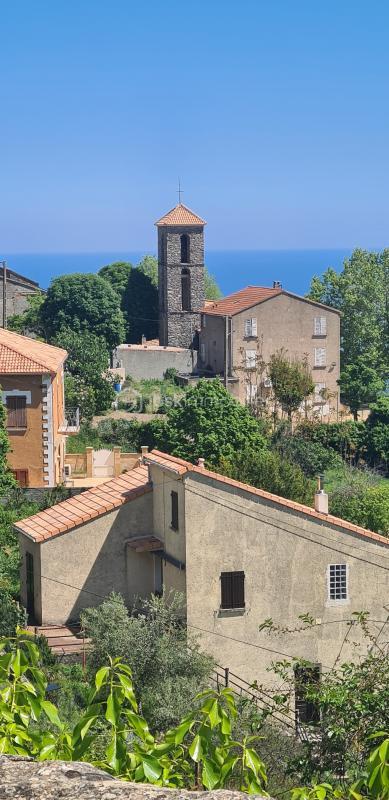 Maison de village - 87 m² - 4 pièces