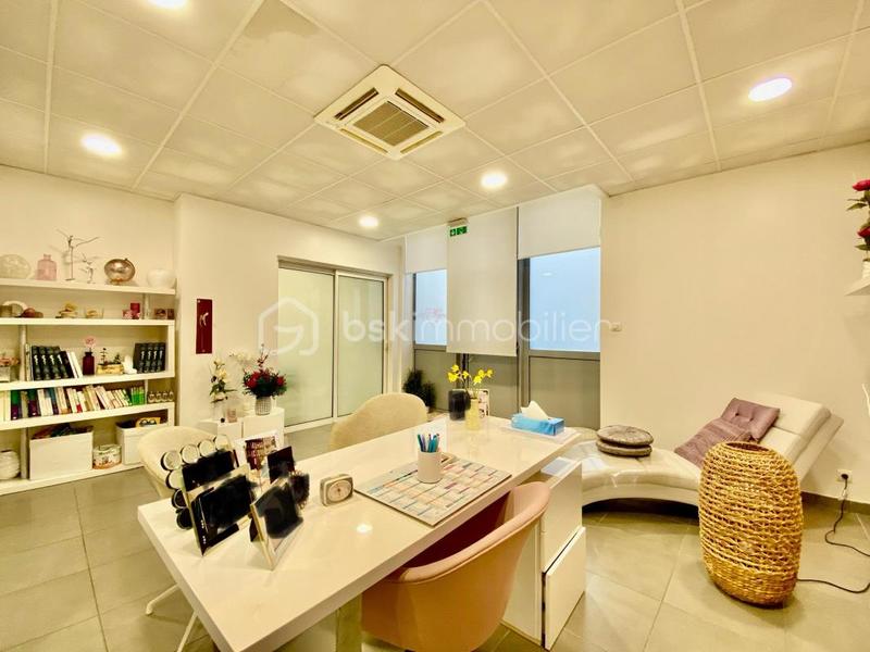 Immeuble - 160 m² - 7 pièces