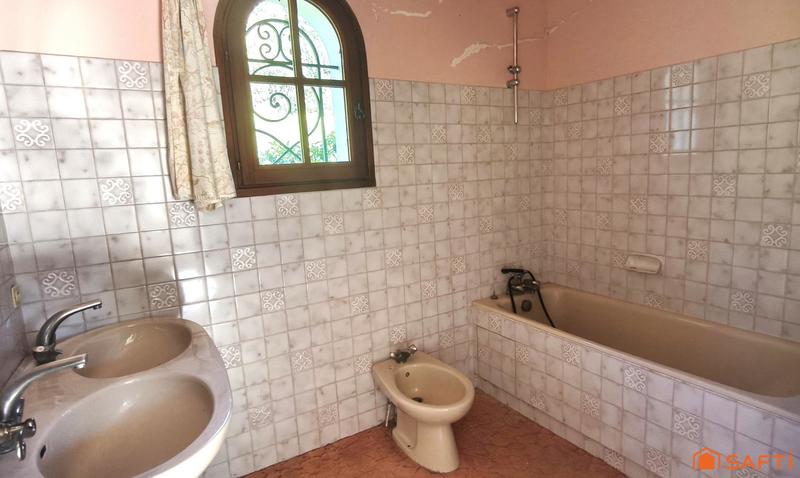 Villa - 173 m² - 9 pièces