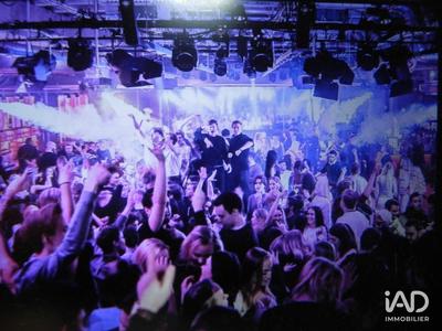 Local commercial - 1 100 m²