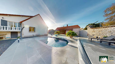 Maison ancienne - 193 m² - 7 pièces