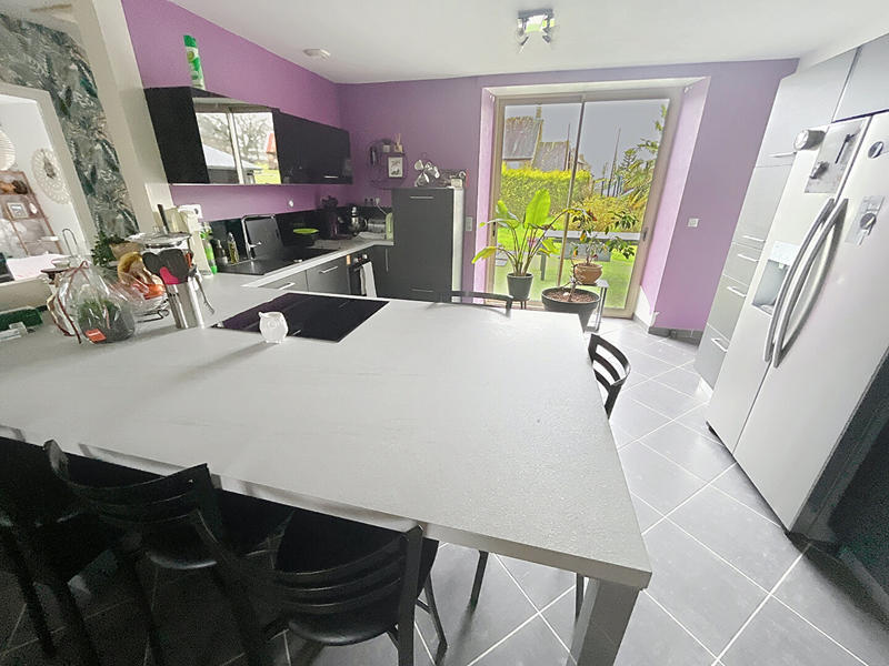 Maison - 157 m² - 8 pièces