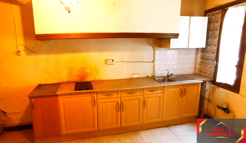 Maison de village - 92 m² - 6 pièces