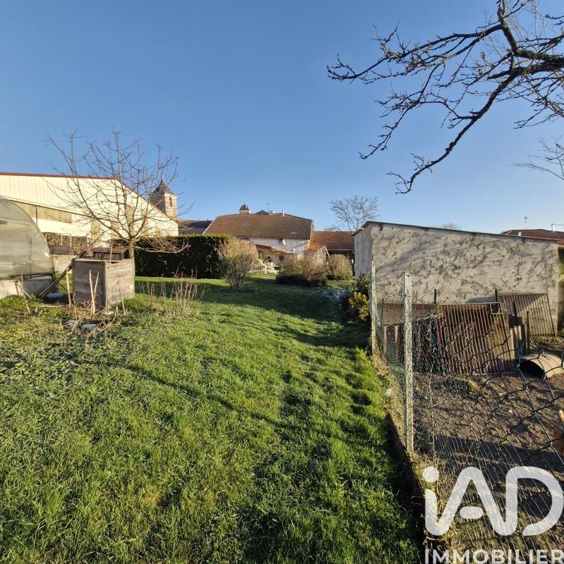 Maison - 234 m² - 8 pièces