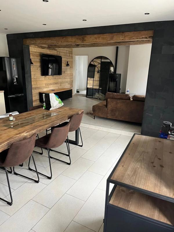 Corps de ferme - 165 m² - 6 pièces