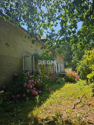 Propriété - 193 m² - 7 pièces