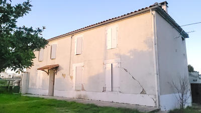 Maison - 243 m² - 8 pièces