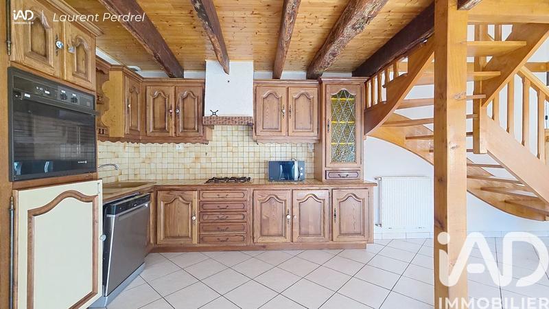 Maison - 140 m² - 7 pièces