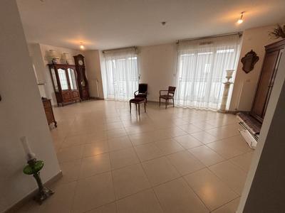 Appartement - 83 m² - 4 pièces