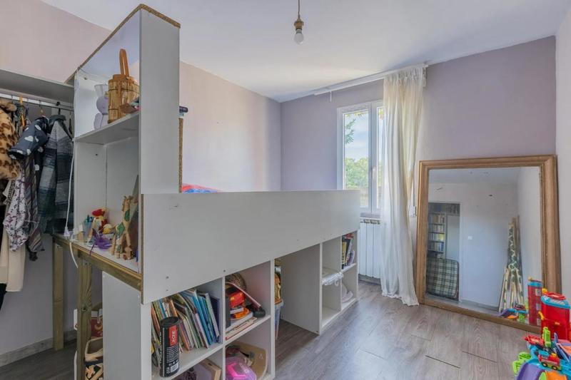 Maison - 180 m² - 7 pièces