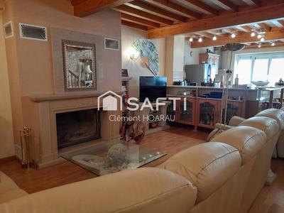 Maison - 163 m² - 5 pièces