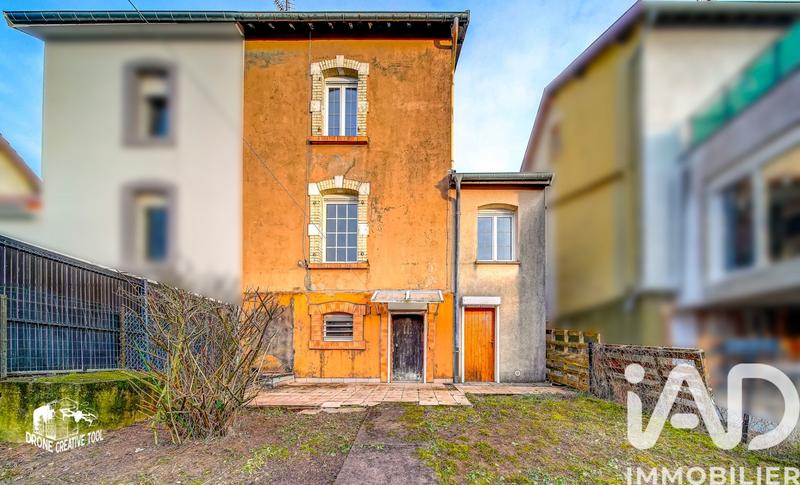 Maison - 111 m² - 5 pièces