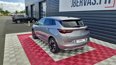 Opel grandland 1.5 Diesel 130 Ch Bva8 Elegance Business