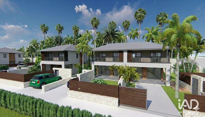 Maison - 96 m² - 5 pièces