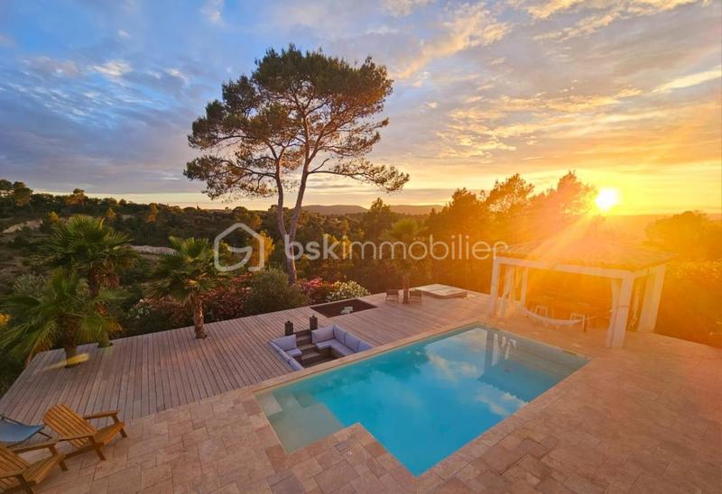 Maison - 170 m² - 4 pièces