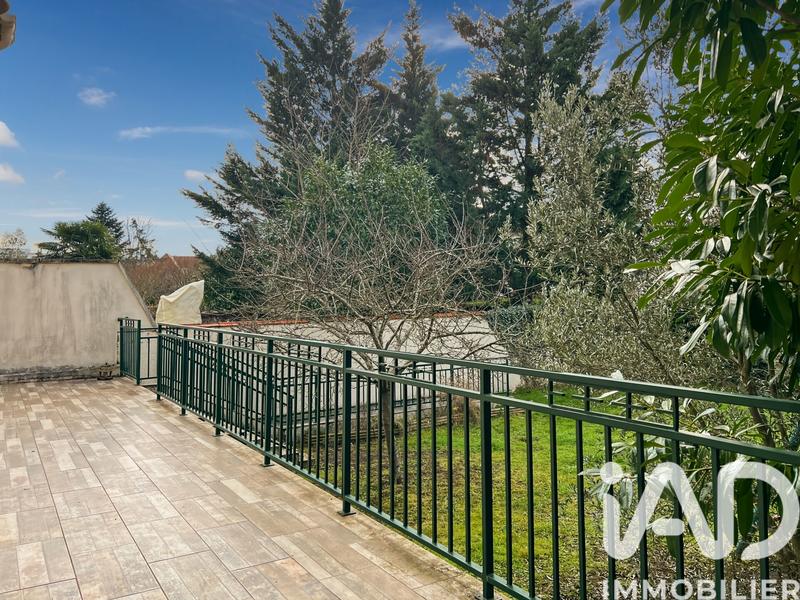 Maison - 195 m² - 6 pièces