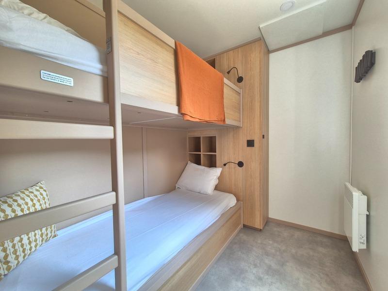 Mobil-home - 110 m² - 7 pièces