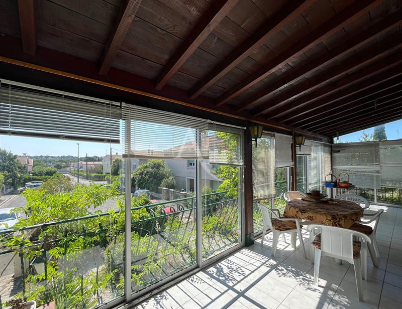 Maison - 141 m² - 8 pièces