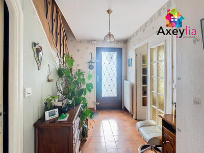 Maison - 123 m² - 7 pièces