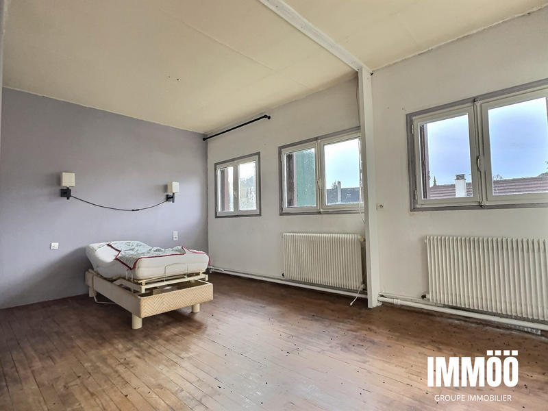 Maison traditionnelle - 135 m² - 6 pièces