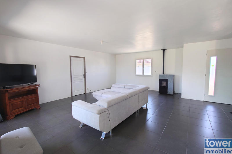 Maison - 160 m² - 5 pièces