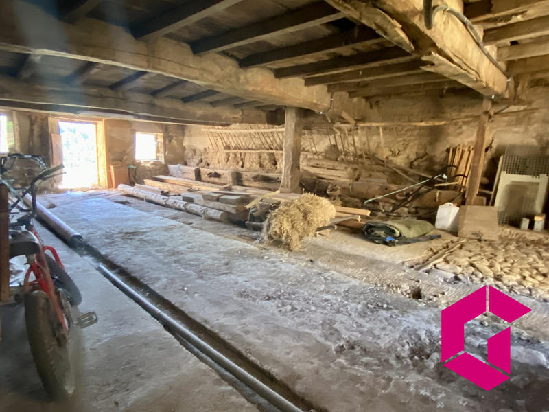 Maison ancienne - 170 m² - 4 pièces