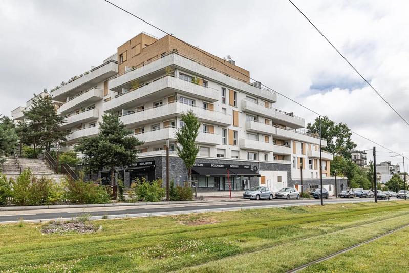 Appartement - 81 m² - 4 pièces