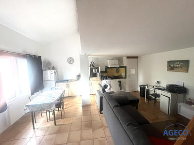 Maison - 75 m² - 4 pièces
