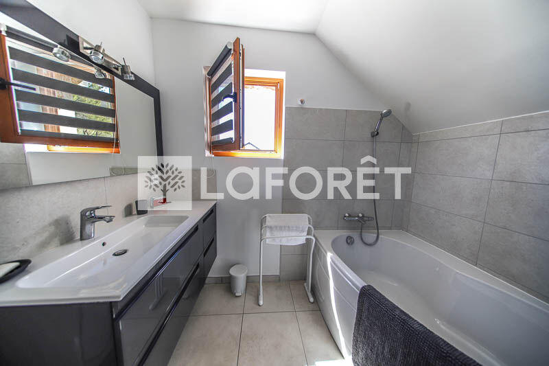 Maison - 157 m² - 5 pièces