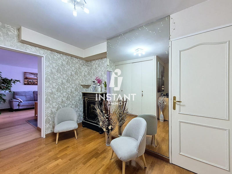 Appartement - 92 m² - 4 pièces