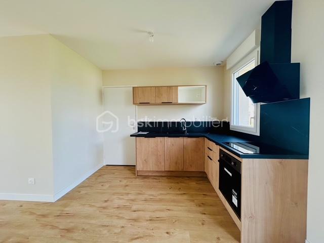 Maison - 85 m² - 5 pièces