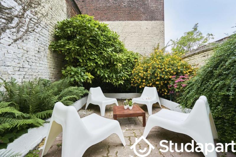 Chambre - 13 m² - 1 pièce