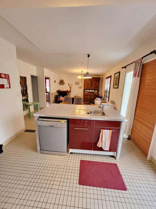 Maison - 93 m² - 5 pièces