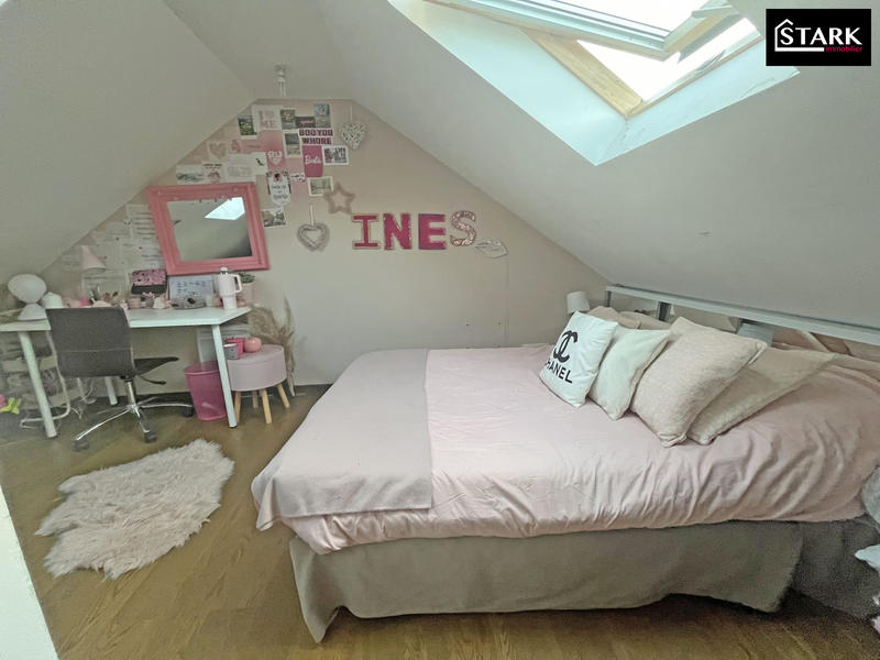 Immeuble - 146 m² - 8 pièces