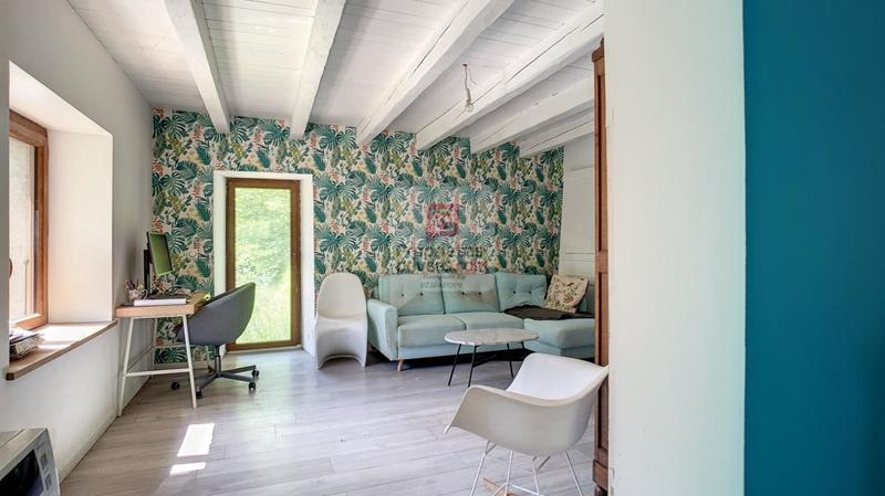 Maison - 190 m² - 7 pièces