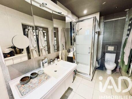 Maison - 85 m² - 5 pièces