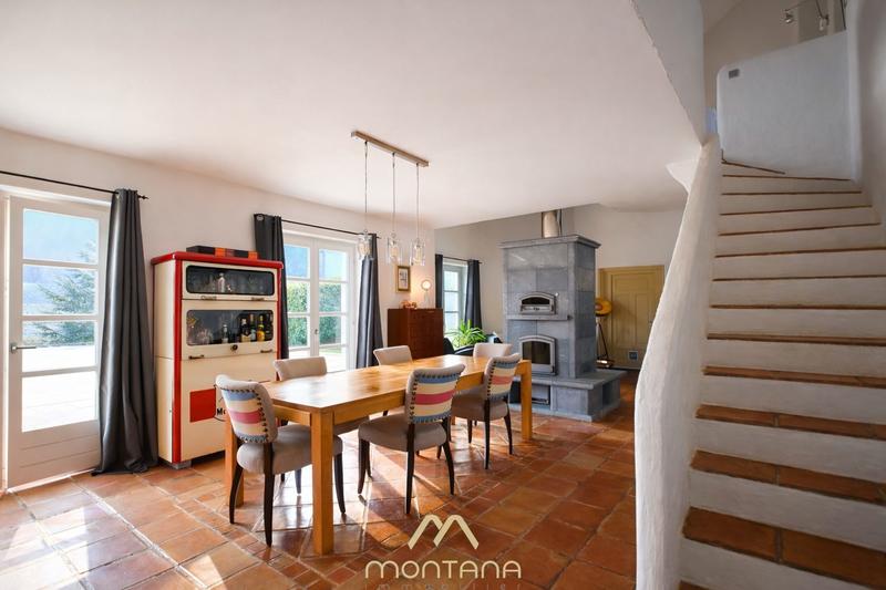 Maison - 310 m² - 8 pièces